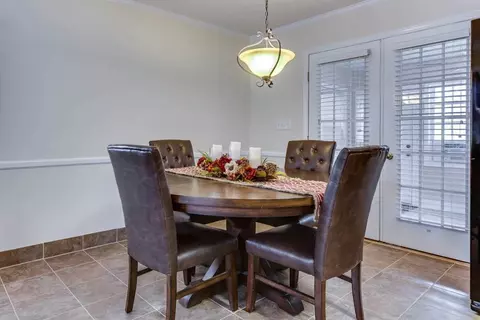 209 Yorktown Ct, Easley, SC 29642 photo 9