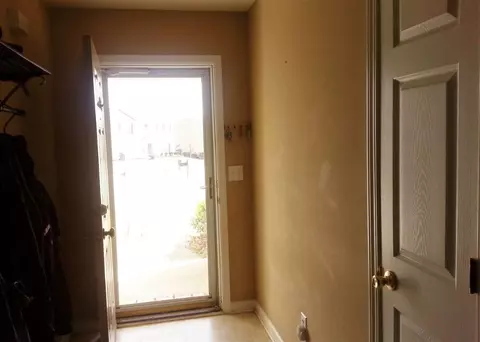 545 Kingsman Ln, Easley, SC 29642 photo 2