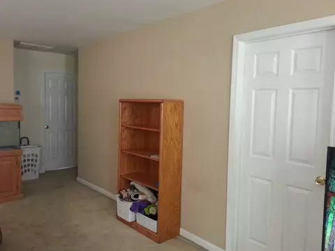 545 Kingsman Ln, Easley, SC 29642 photo 5