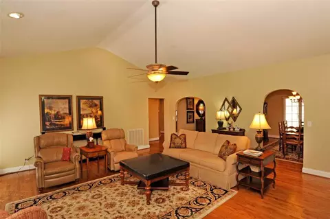 119 Planters Dr, Seneca, SC 29678 photo 6