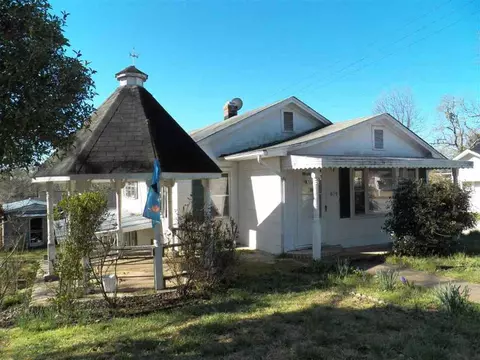 809 W Main St, Walhalla, SC 29691 photo 1