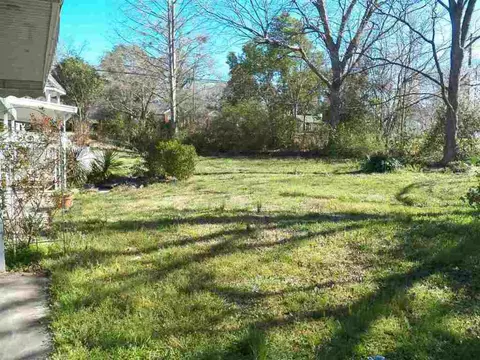 809 W Main St, Walhalla, SC 29691 photo 4