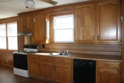 7 Poplar St, Honea Path, SC 29654 photo 9