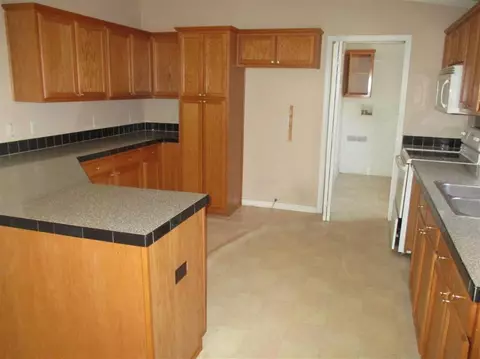 205 Blue Sky Dr, Sunset, SC 29685 photo 4