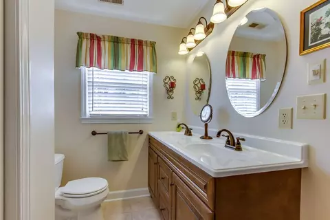 203 Brookview Cir, Easley, SC 29642 photo 27