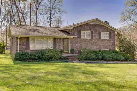 203 Brookview Cir, Easley, SC 29642 photo 1