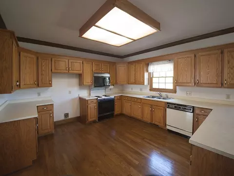 206 Pine Ridge Dr, Easley, SC 29642 photo 6