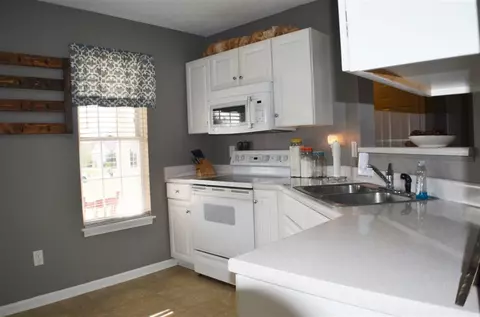 108 Wisteria Way, Pendleton, SC 29670 photo 4