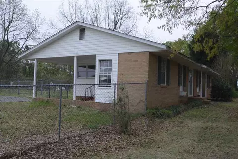 120 Carson Dr, Starr, SC 29684 photo 2