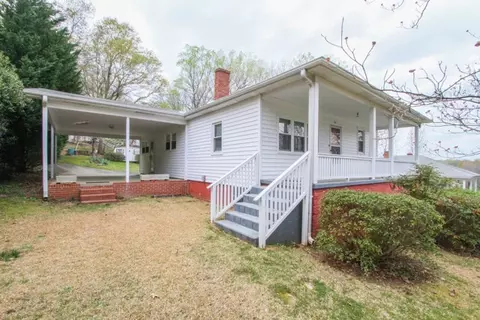 143 Old Pond St, Easley, SC 29640 photo 3