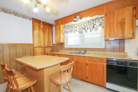 143 Old Pond St, Easley, SC 29640 photo 16