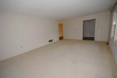 100 Maple Ave, Seneca, SC 29678 photo 5