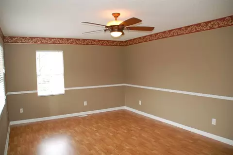 121 S Randall Cir, Seneca, SC 29678 photo 10