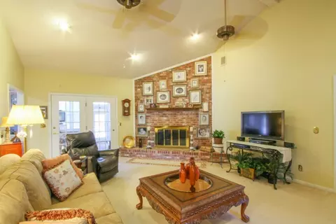 501 Ridgeway Ct, Easley, SC 29640 photo 7