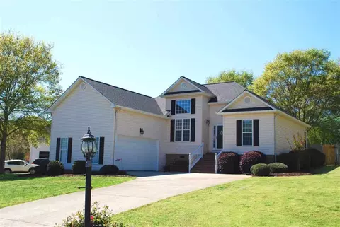 104 Jester Ct, Williamston, SC 29697 photo 3
