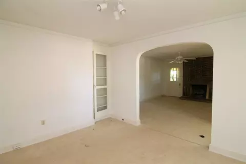 912 S Mechanic St, Pendleton, SC 29670 photo 7