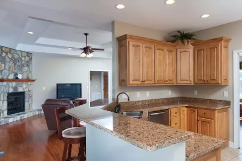 212 Silver Ridge Dr #SILVER CREEK, Central, SC 29630 photo 8
