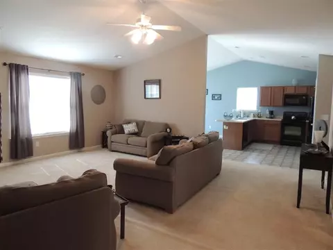 122 Cedar Glen Dr, Williamston, SC 29697 photo 8