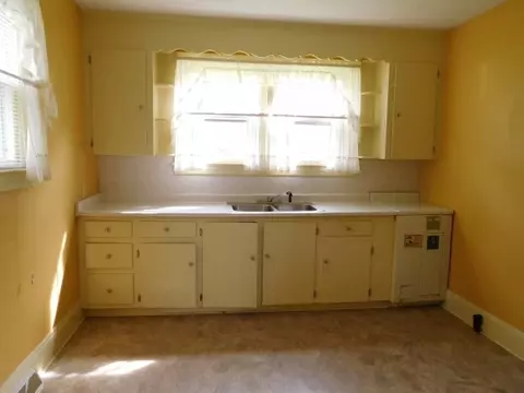 217 Noble Rd, Easley, SC 29640 photo 4