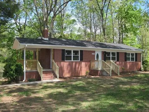 2805 Jones Chapel Rd, Honea Path, SC 29654 photo 1