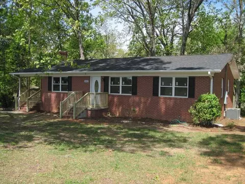 2805 Jones Chapel Rd, Honea Path, SC 29654 photo 2