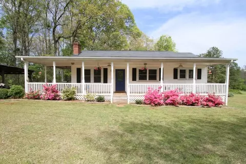 260 Peach Dr, Central, SC 29630 photo 1