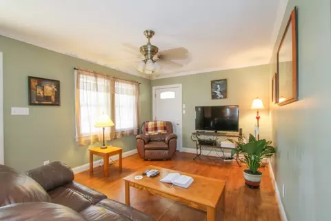 260 Peach Dr, Central, SC 29630 photo 8