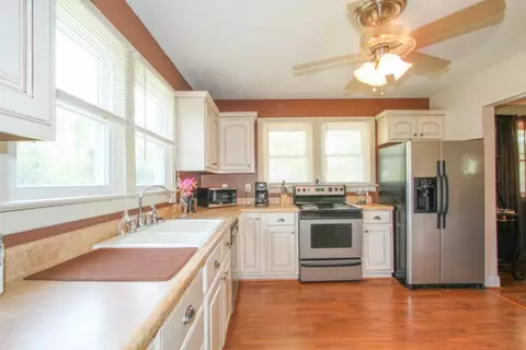 260 Peach Dr, Central, SC 29630 photo 14