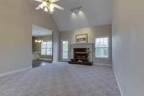 200 Montague Dr, Easley, SC 29640 photo 9