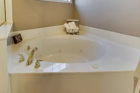 200 Montague Dr, Easley, SC 29640 photo 24