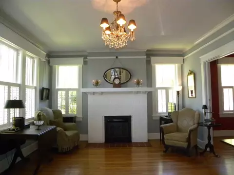 200 Broad St, Anderson, SC 29621 photo 2