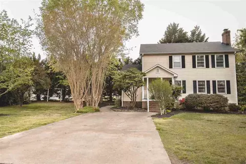 402 Creek Dr, Easley, SC 29642 photo 4
