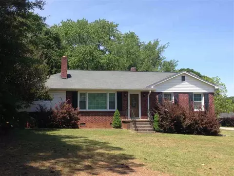 2 Hardy St, Williamston, SC 29697 photo 1