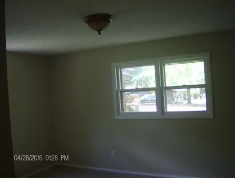 100 Excelsior Dr, Easley, SC 29640 photo 9