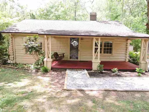225 N Oak St, Walhalla, SC 29691 photo 1