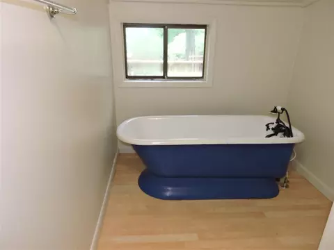 225 N Oak St, Walhalla, SC 29691 photo 9