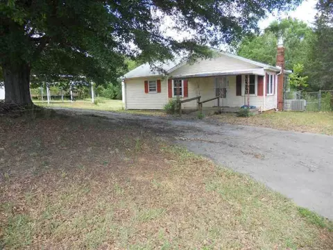 430 Mayfield Rd, Easley, SC 29642 photo 2