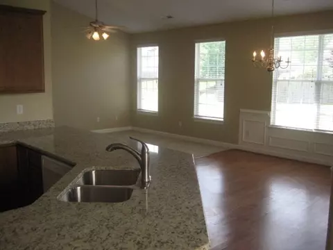 216 Worcester Ln, Easley, SC 29642 photo 6