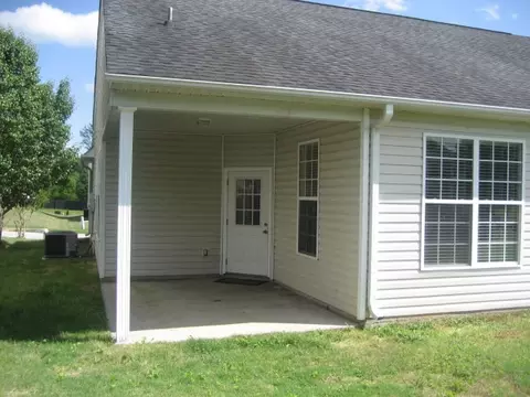 216 Worcester Ln, Easley, SC 29642 photo 3