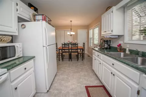 169 Sheffield Rd, Easley, SC 29642 photo 8
