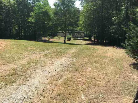273 Shaw Rd #LOWNDESVILLE AREA, Iva, SC 29655 photo 3
