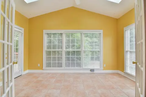 122 Red Maple Cir, Easley, SC 29642 photo 8