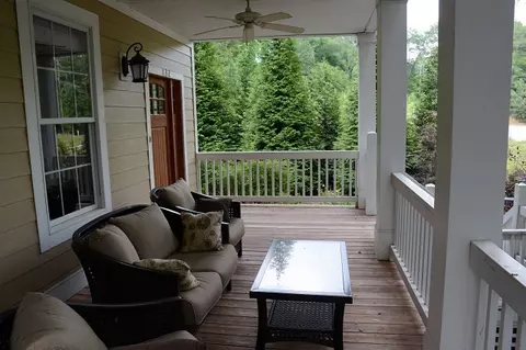 132 Old Compton, Pendleton, SC 29670 photo 3