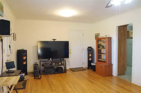 110 Ramseur St, Central, SC 29630 photo 4