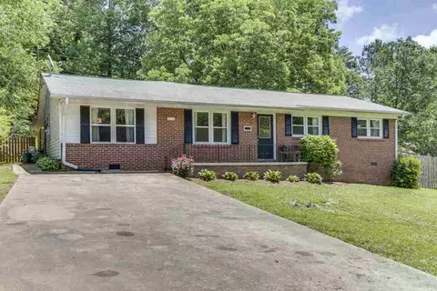 111 Eisenhower St, Easley, SC 29642 photo 2