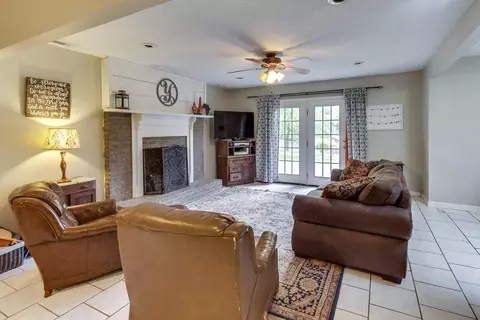111 Eisenhower St, Easley, SC 29642 photo 8