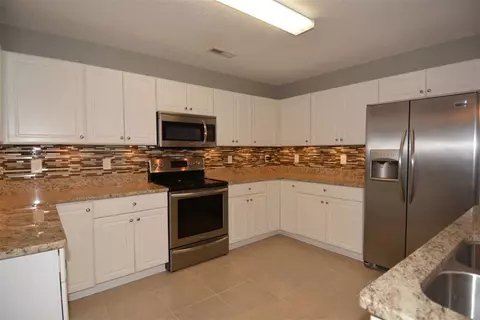 104 Antique Ct, Pendleton, SC 29670 photo 5