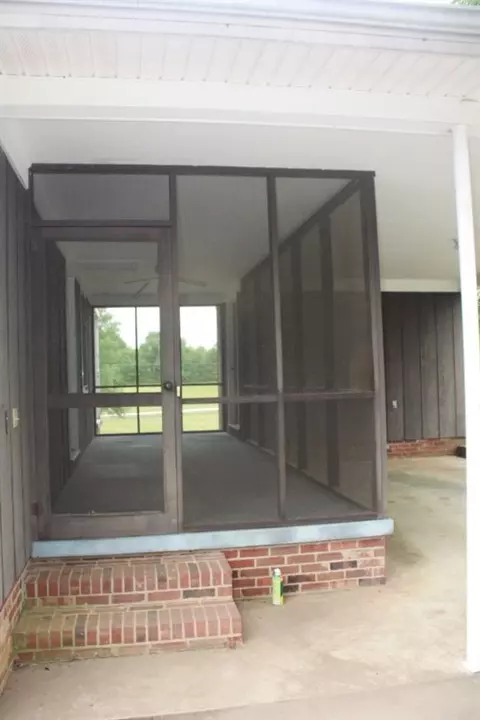 624 Cherokee Trl, Easley, SC 29640 photo 13
