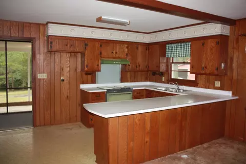 624 Cherokee Trl, Easley, SC 29640 photo 14