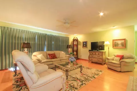 1132 Moorehead Pl, Pendleton, SC 29670 photo 4